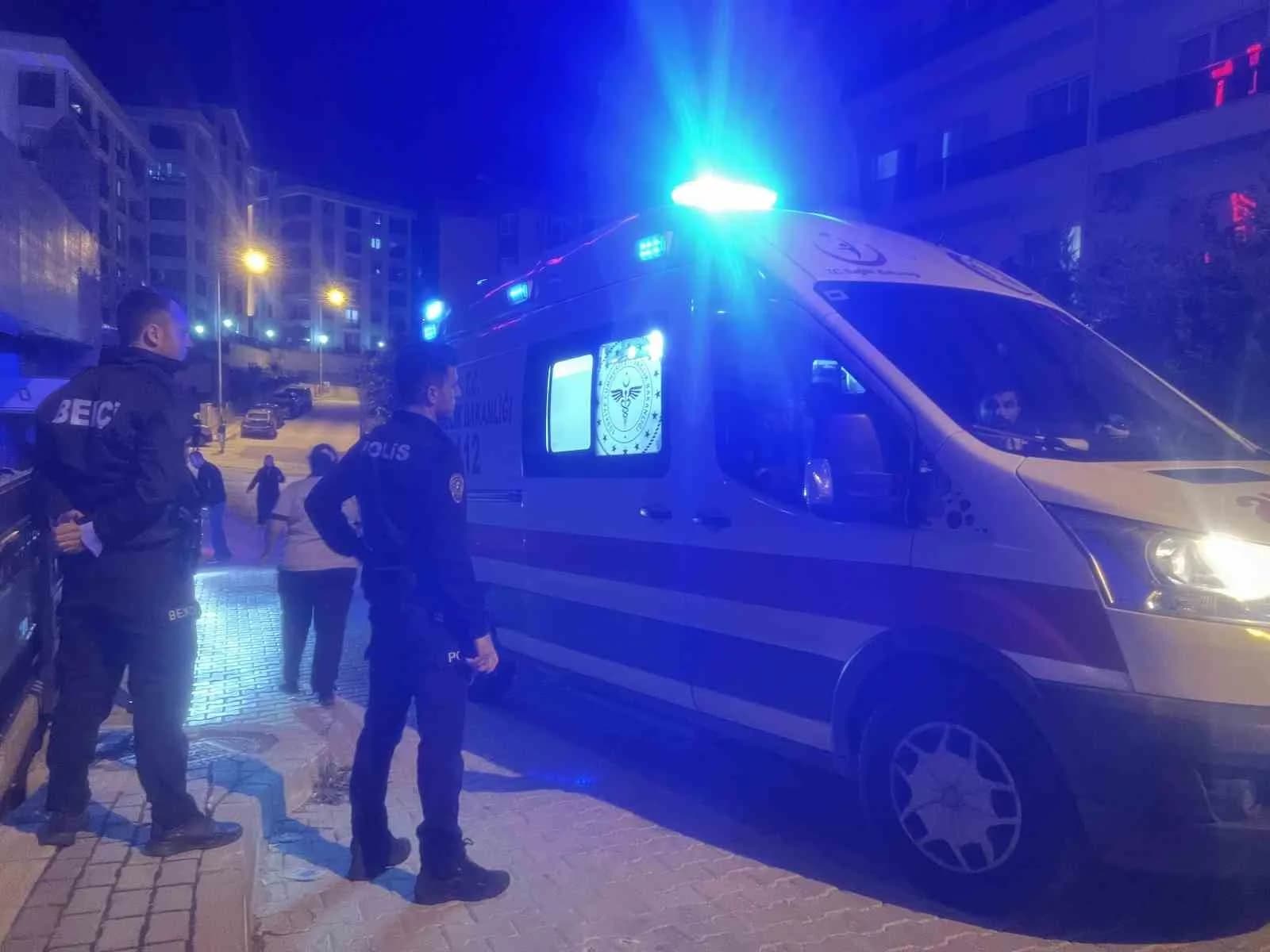 Köpeğin havlamasıyla kaçarken çukura düşüp yaralandı