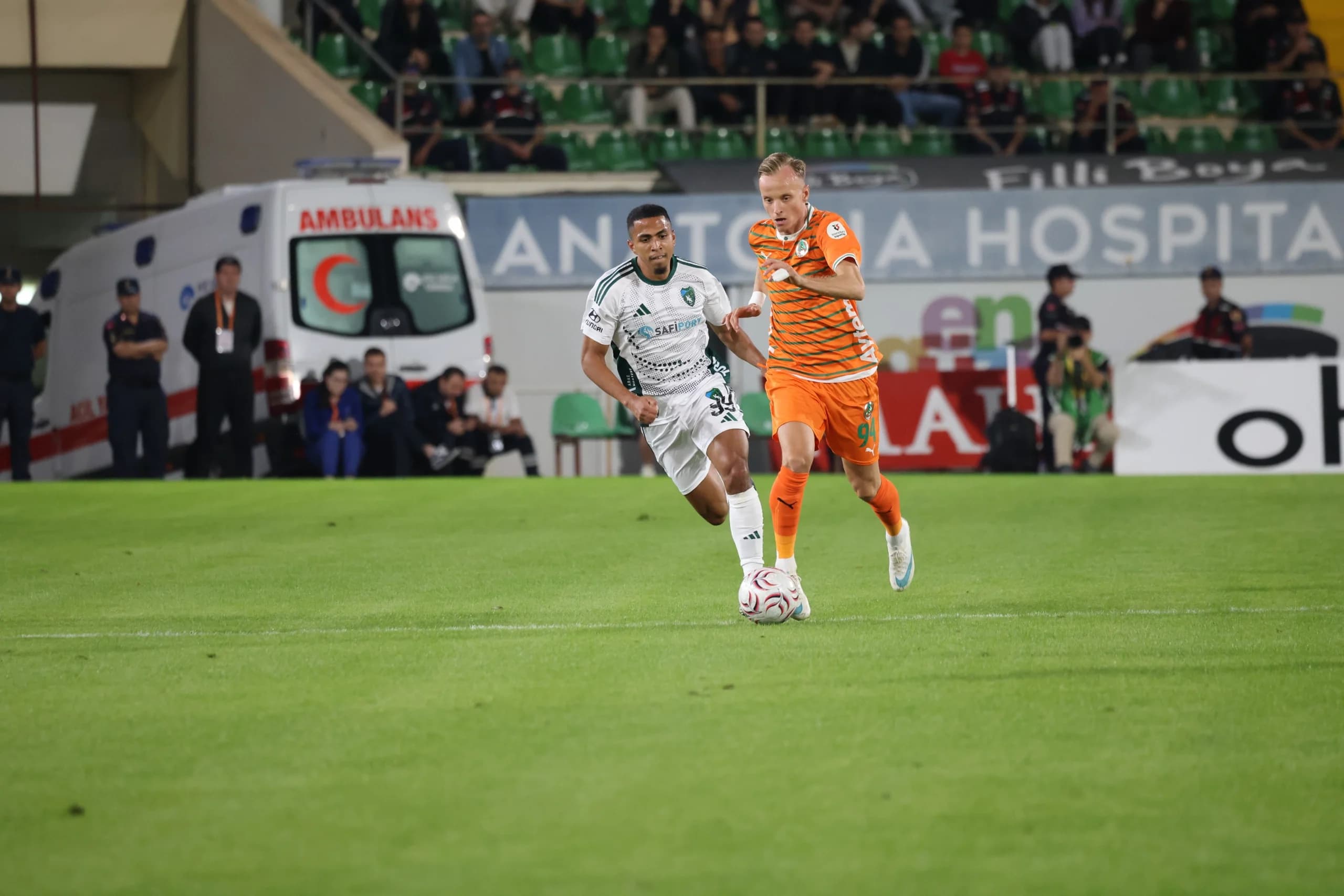 Kocaelispor Alanya'dan 3 puanla dönüyor!