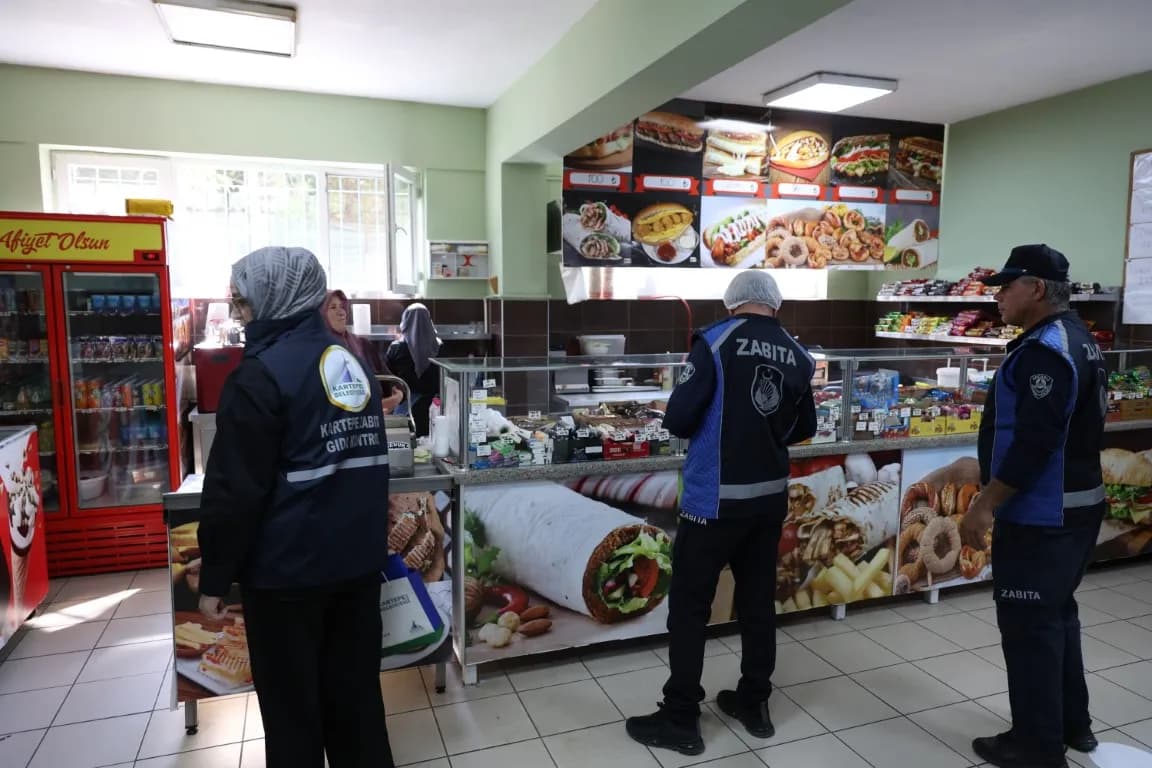 Kartepe’de Okul Kantinlerine Sıkı Denetim