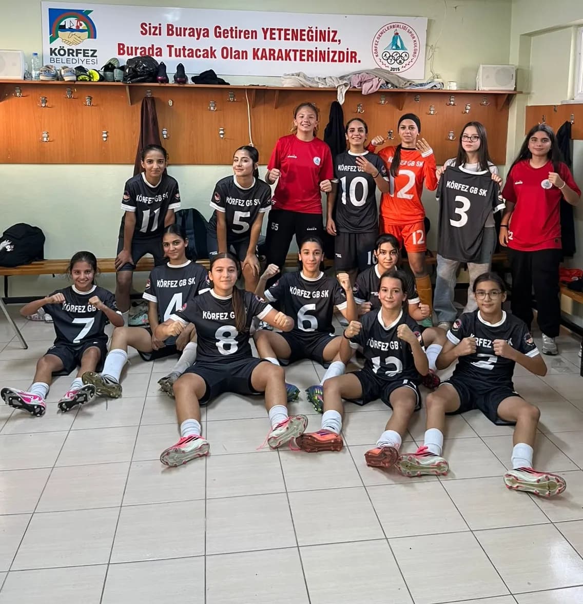 Körfez’in U15 Kızları Farklı Kazandı: 4-0