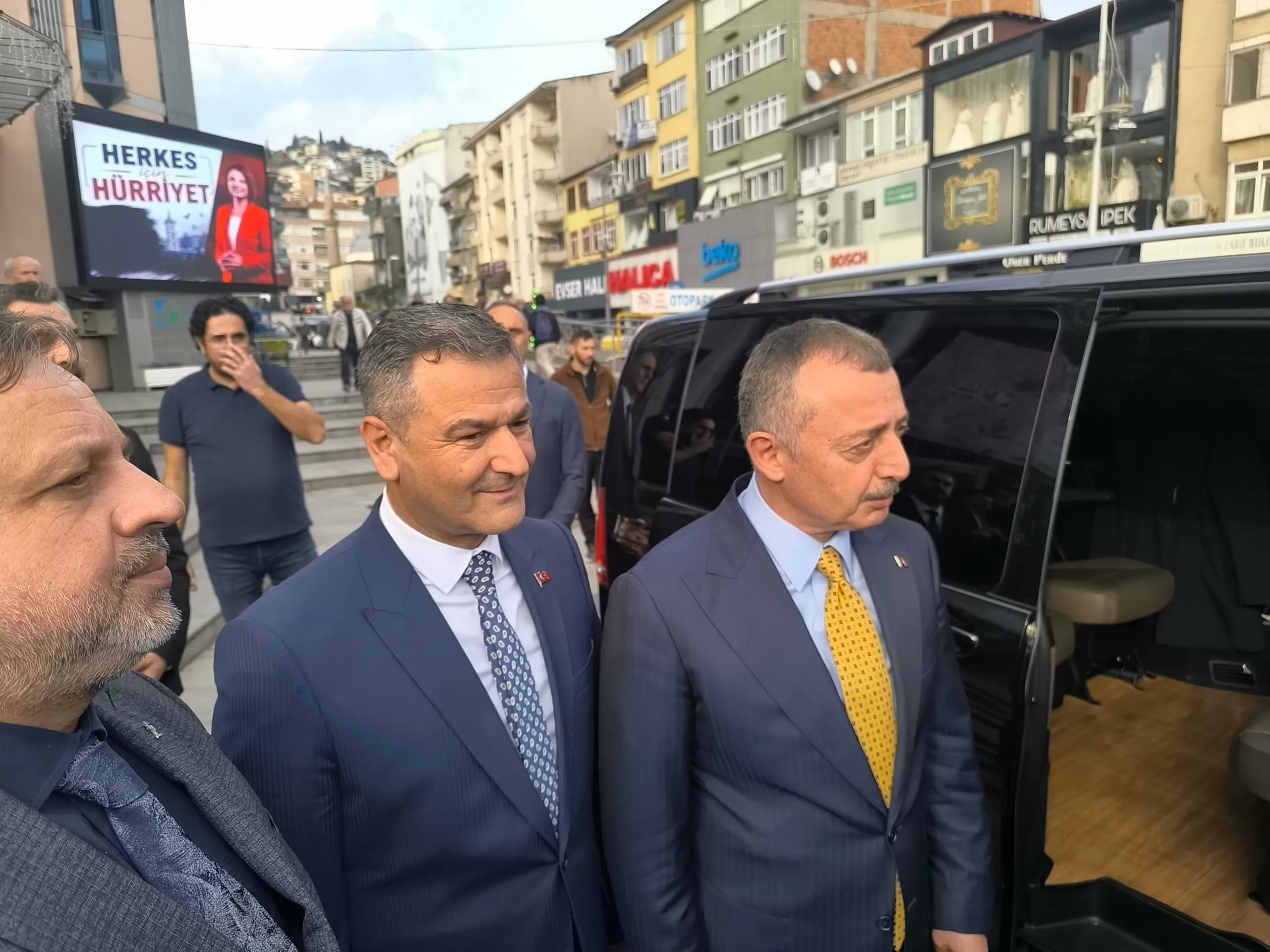 Büyükakın’dan Lütfü Obuz ziyaretine ilişkin açıklama: “Olağan bir ziyaret”