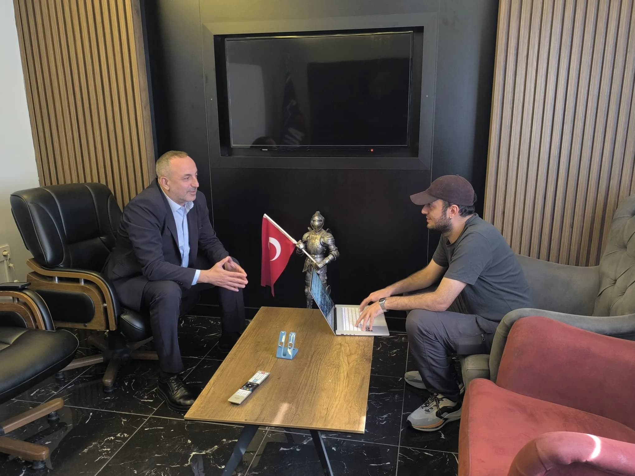 İlker Kazan Tanık’a konuştu: Sancaklı da genel merkeze tabi bir parti üyemizdir