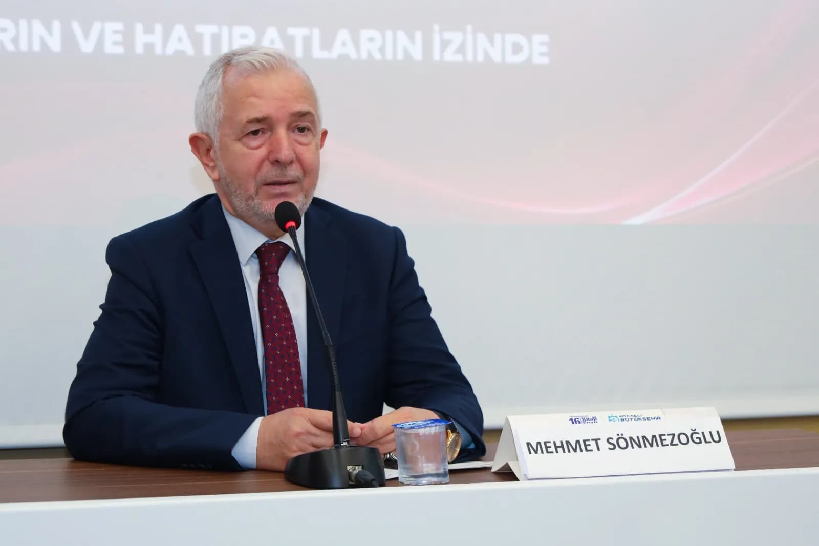 Kocaeli eski Müftüsü Sönmezoğlu Kitap Fuarında konuştu
