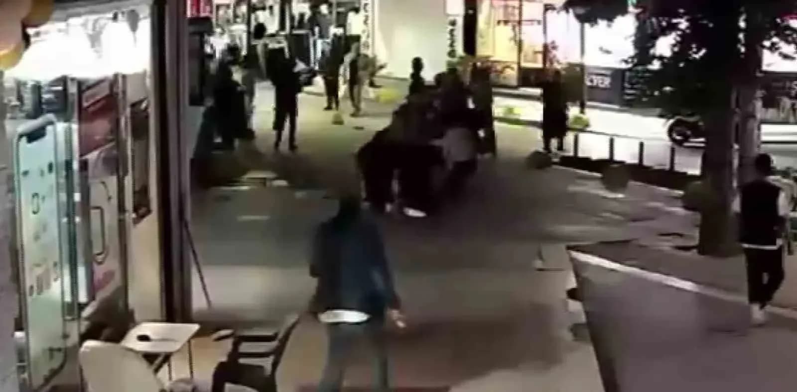 Kocaeli’de anne ve kızını darbettiler!