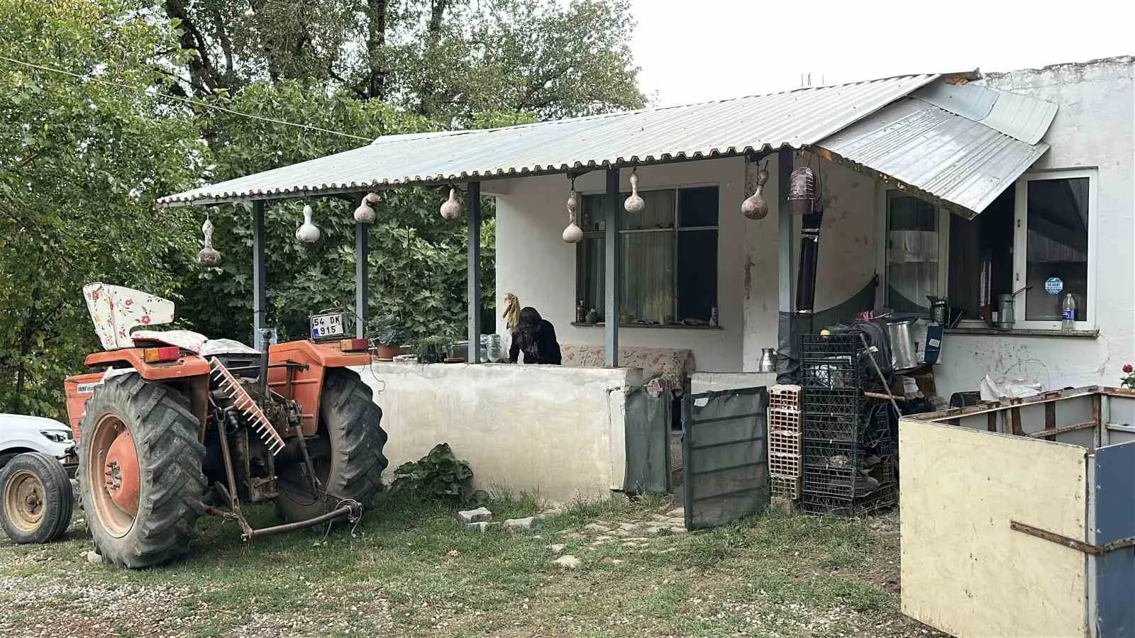 MELEK BAYRAKTAR'IN EVİ