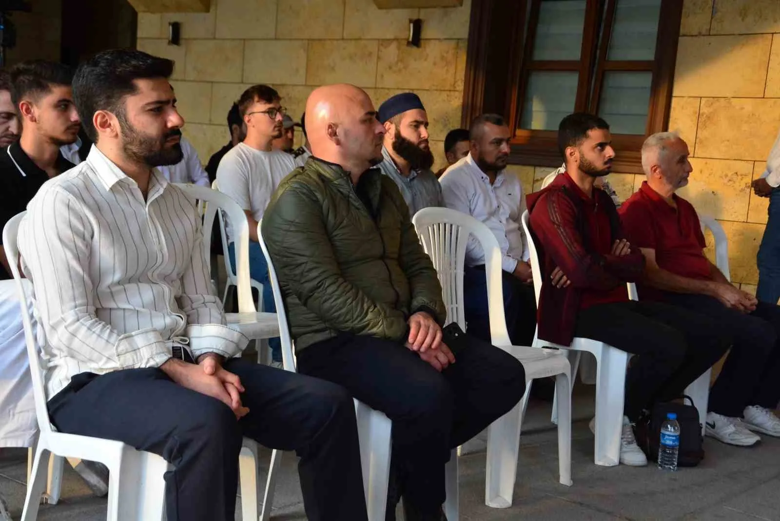 DÜZENLENEN PROGRAMA VATANDAŞLAR KATILIM SAĞLADI