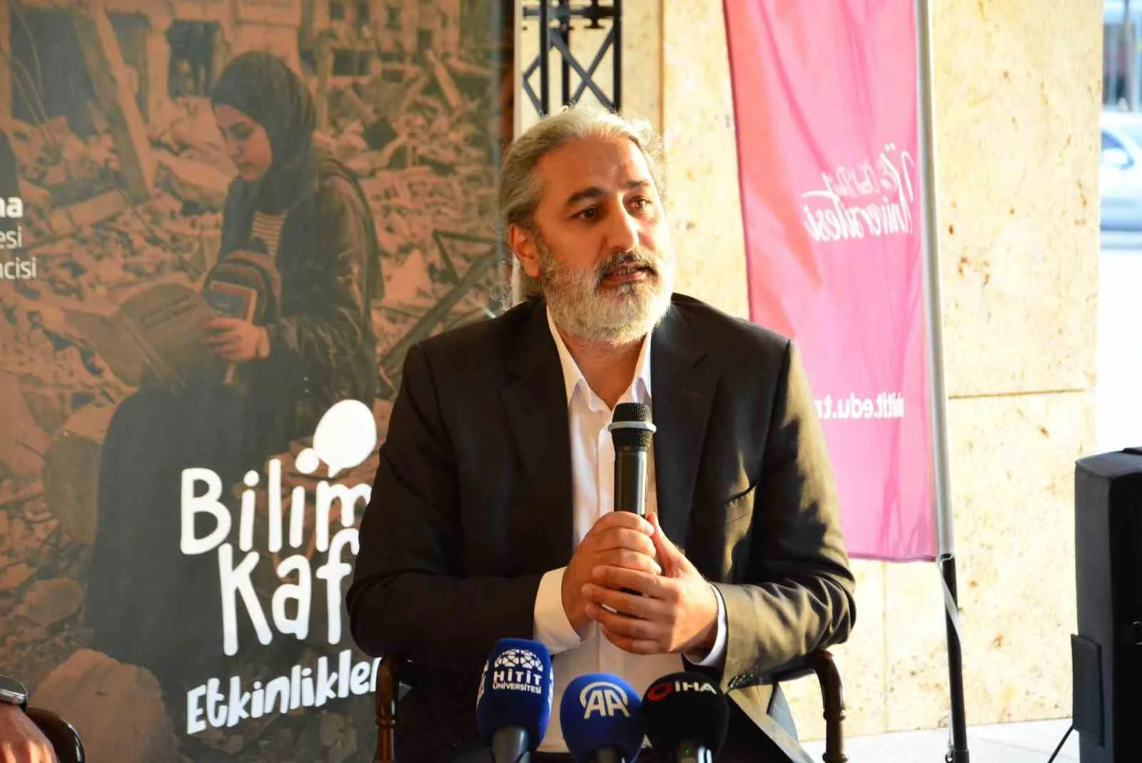 HİTİT ÜNİVERSİTESİ İKTİSADİ VE İDARİ BİLİMLER FAKÜLTESİ ÖĞRETİM ÜYESİ METİN UÇAR PROGRAMDA KONUŞTU
