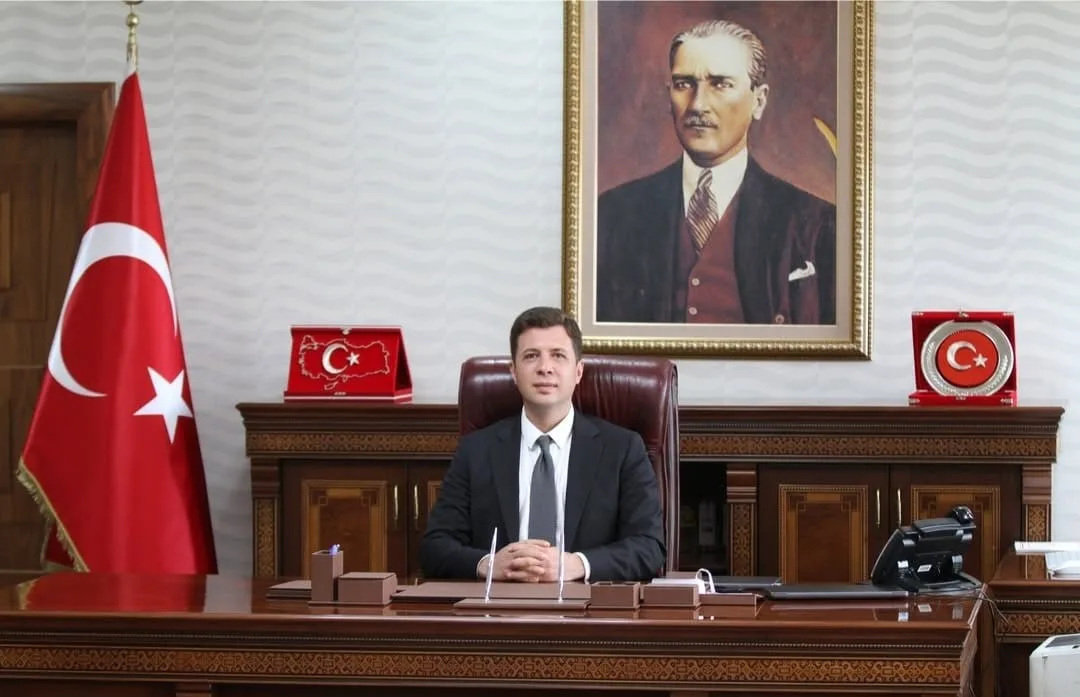 ERZURUM PALANDÖKEN İLÇESİ KAYMAKAMI YUNUS KIZILGÜNEŞ