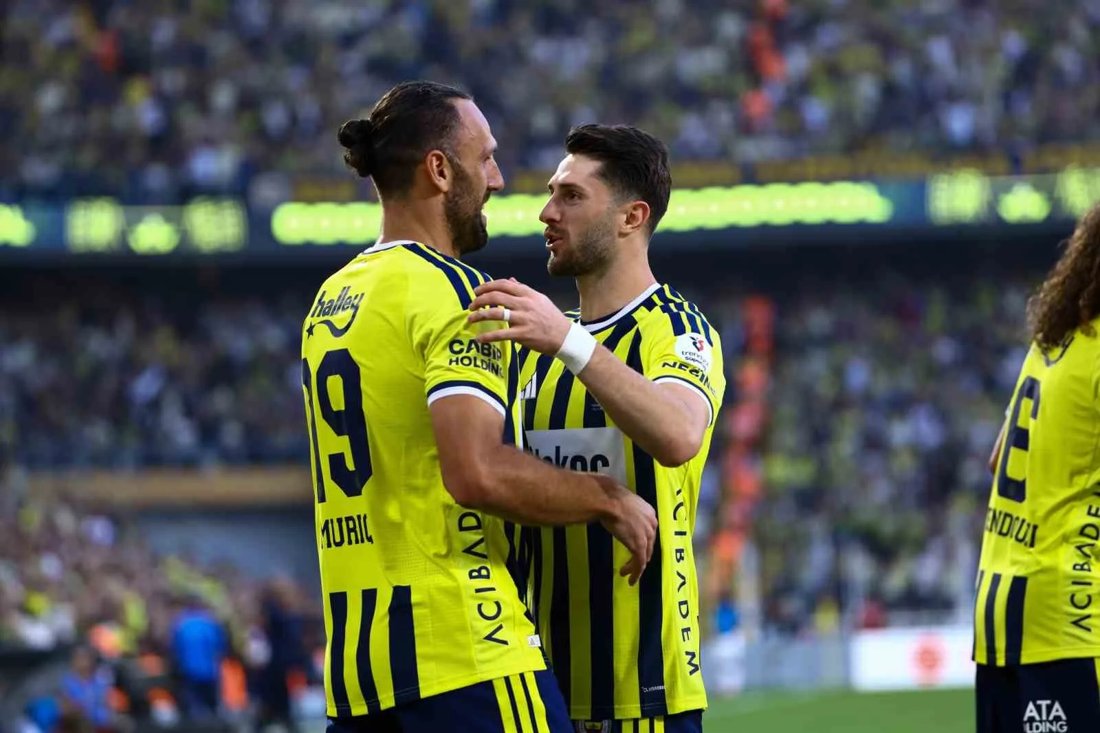TRENDYOL SÜPER LİG’İN 6. HAFTASINDA FENERBAHÇE, EVİNDE KARŞILAŞTIĞI EYÜPSPOR’U 8-0'LIK SKORLA MAĞLUP ETTİ.