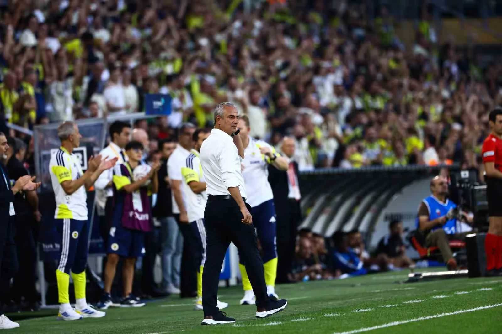 TRENDYOL SÜPER LİG’İN 6. HAFTASINDA FENERBAHÇE, EVİNDE KARŞILAŞTIĞI EYÜPSPOR’U 8-0'LIK SKORLA MAĞLUP ETTİ.