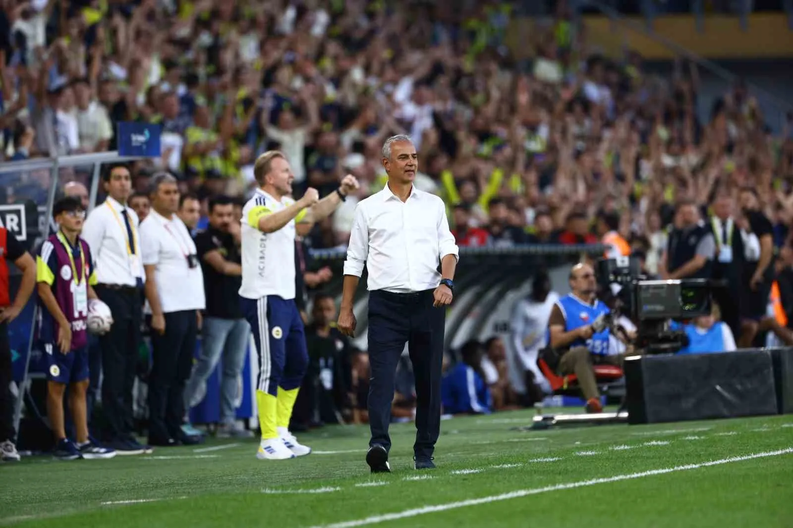 TRENDYOL SÜPER LİG’İN 6. HAFTASINDA FENERBAHÇE, EVİNDE KARŞILAŞTIĞI EYÜPSPOR’U 8-0'LIK SKORLA MAĞLUP ETTİ.