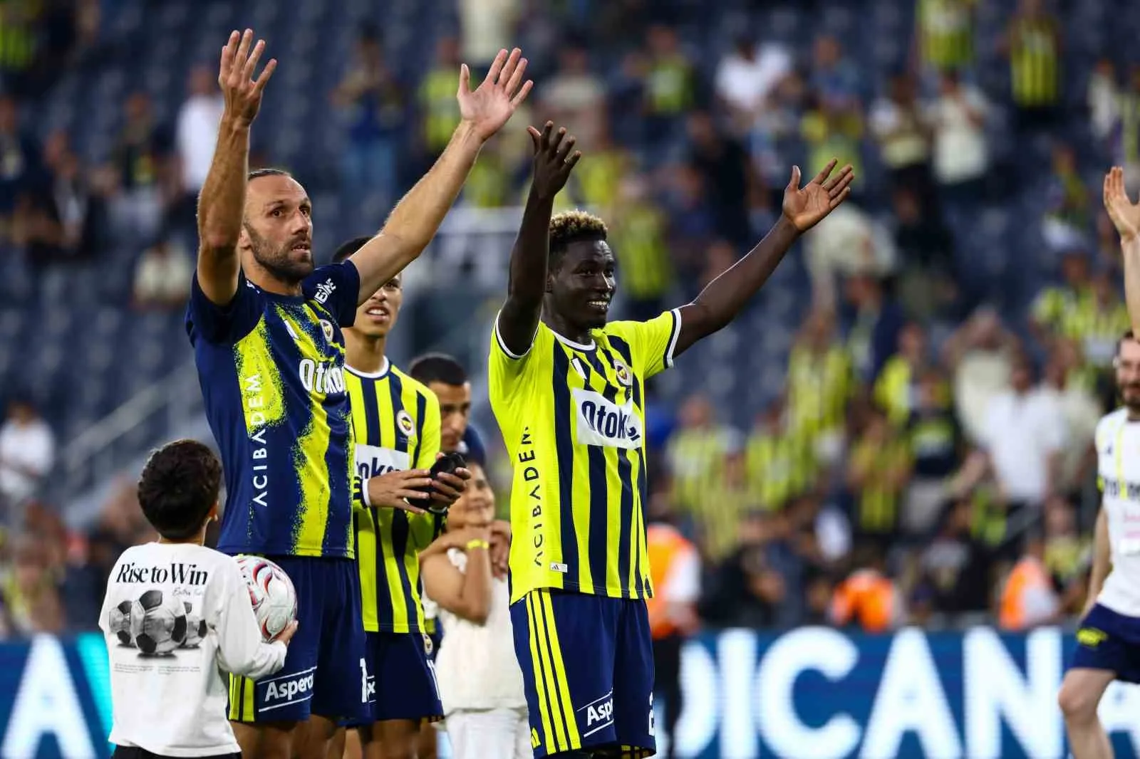 TRENDYOL SÜPER LİG’İN 6. HAFTASINDA FENERBAHÇE, EVİNDE KARŞILAŞTIĞI EYÜPSPOR’U 8-0'LIK SKORLA MAĞLUP ETTİ.