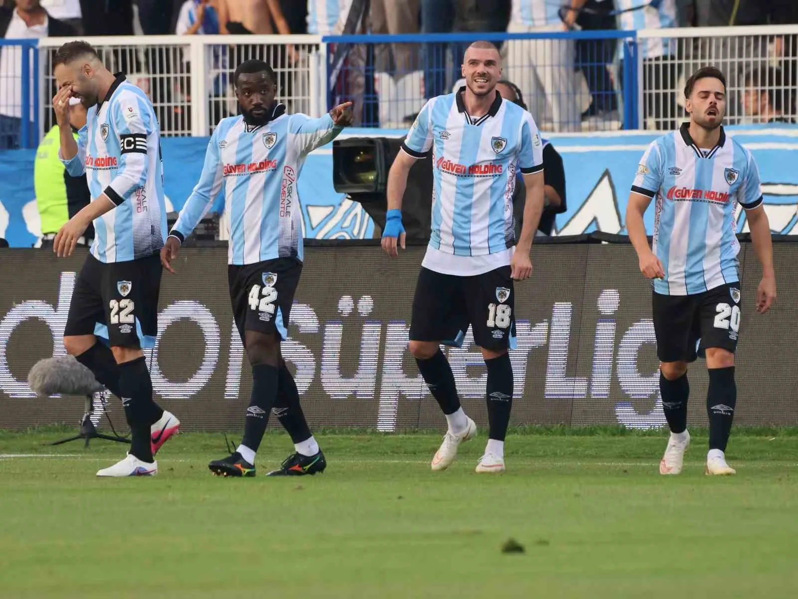 TRENDYOL SÜPER LİG'İN 6. HAFTASINDA ERZURUMSPOR FK, SAHASINDA SAMSUNSPOR'U 1-0 MAĞLUP ETTİ.