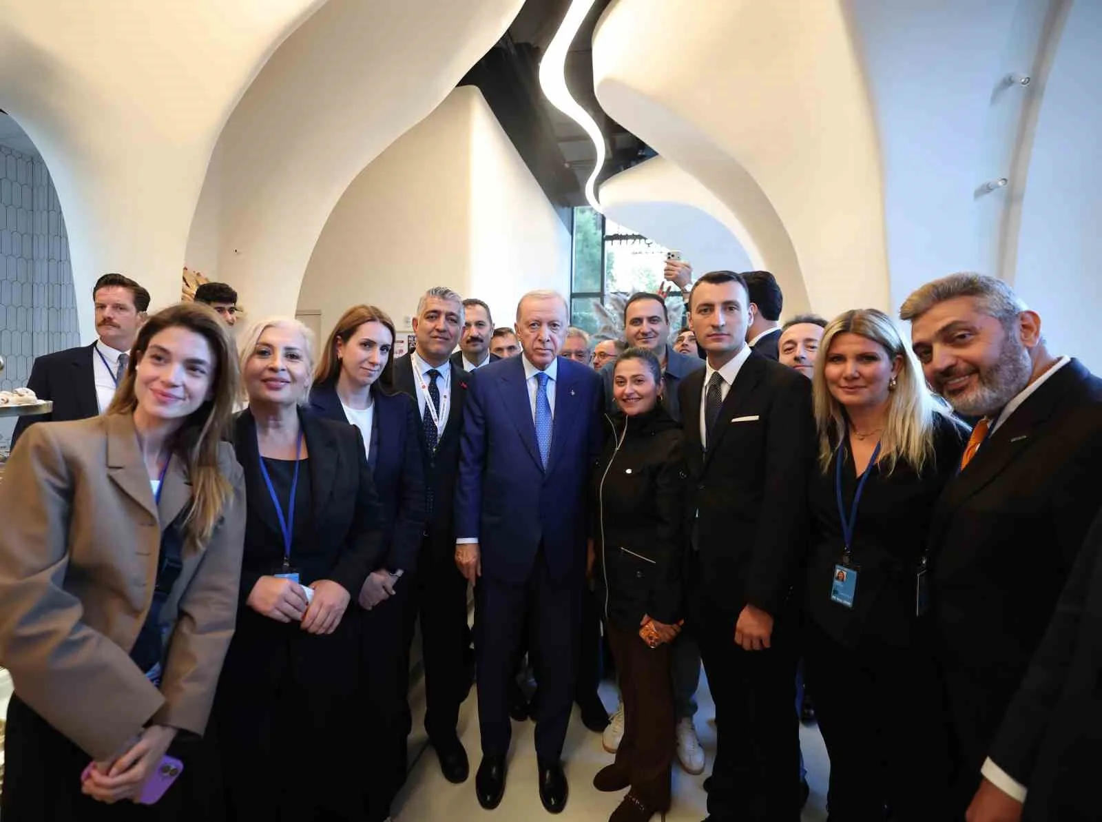 CUMHURBAŞKANI ERDOĞAN’DAN NEW YORK’TA TÜRK PASTANESİNE ZİYARET