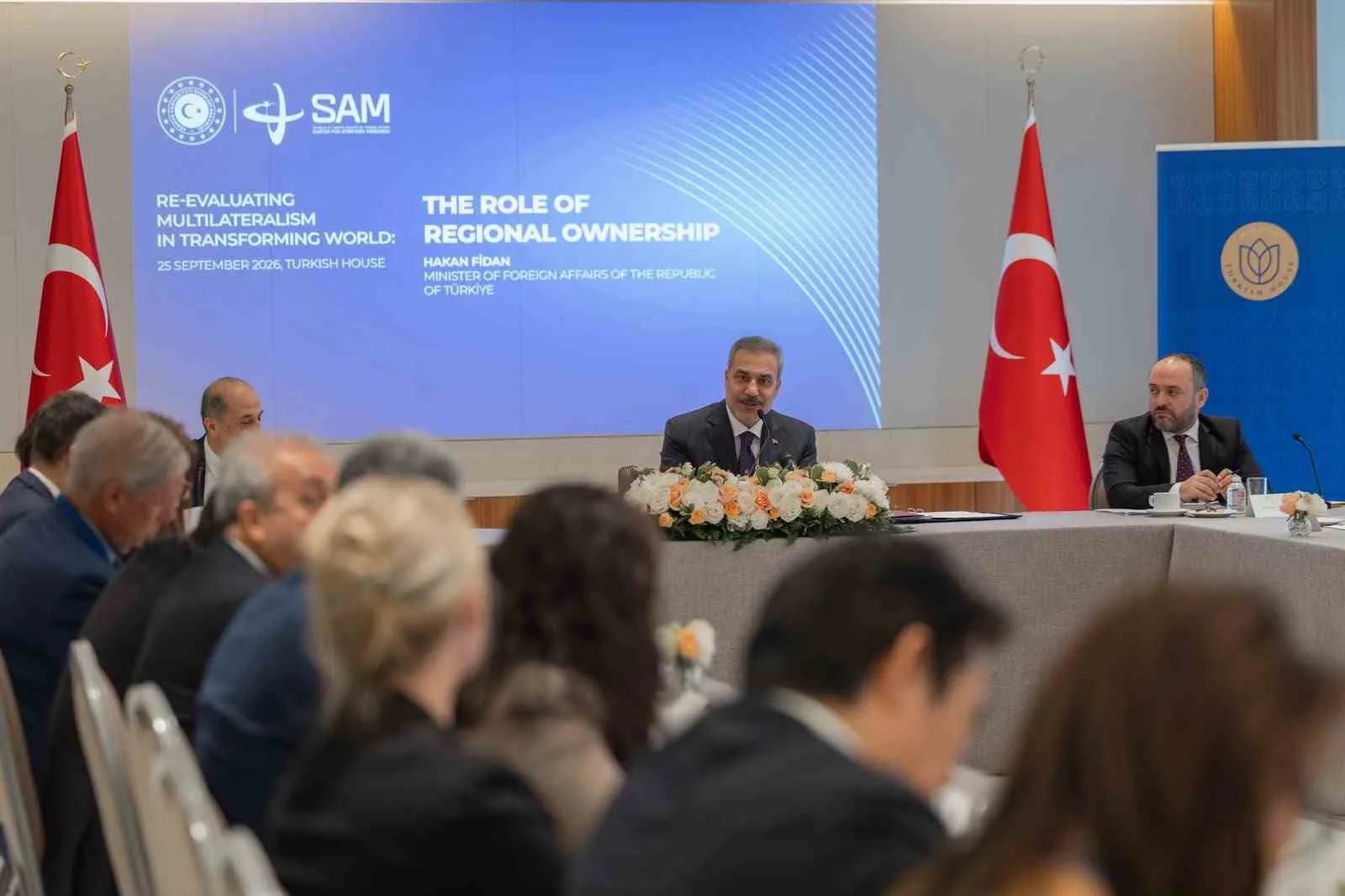 BAKAN FİDAN, ABD’Lİ DÜŞÜNCE KURULUŞLARINDAN TEMSİLCİLERİN VE AKADEMİSYENLERİN SORULARINI YANITLADI