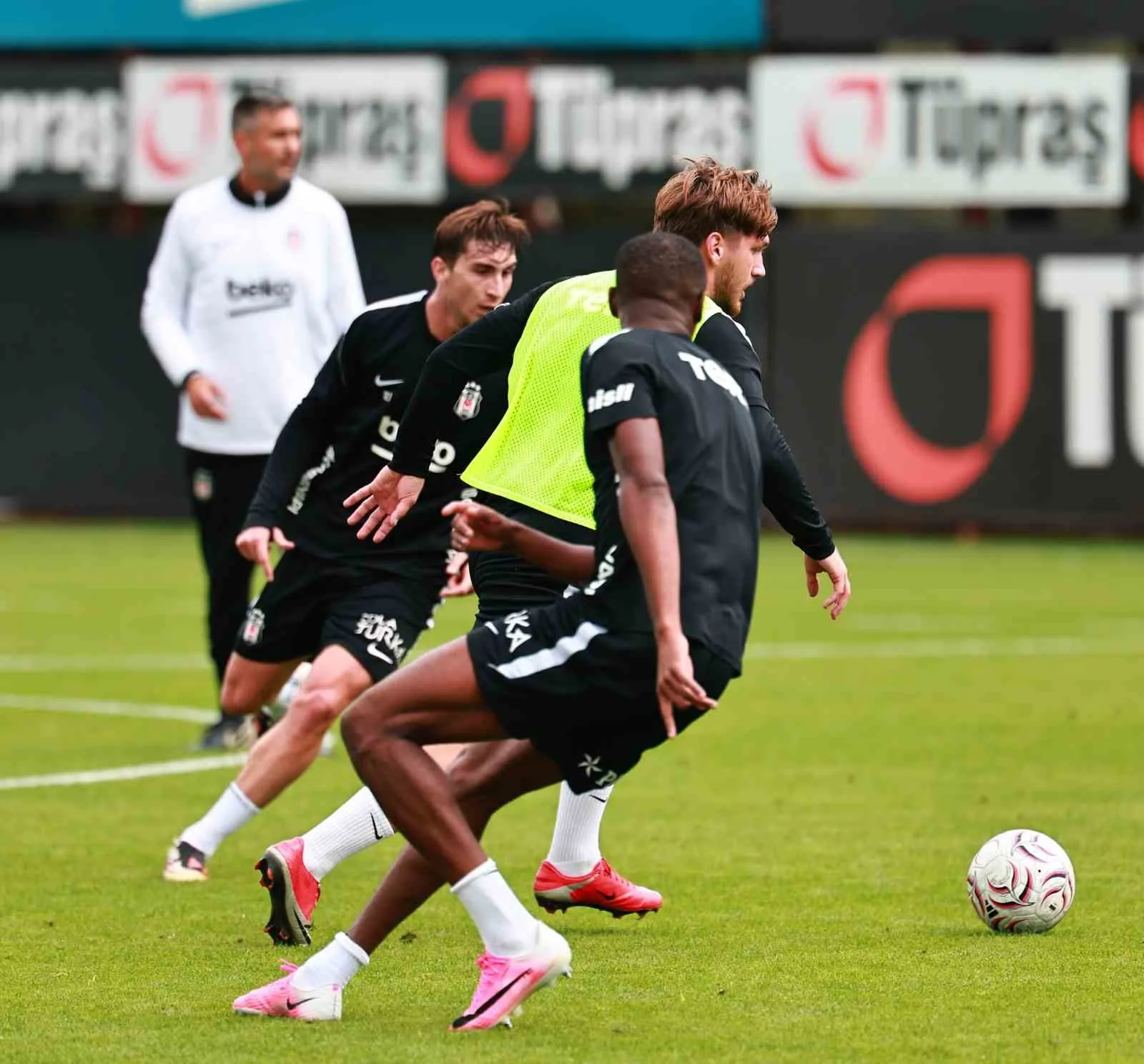 BEŞİKTAŞ'TA KOCAELİSPOR MAÇI HAZIRLIKLARI BAŞLADI