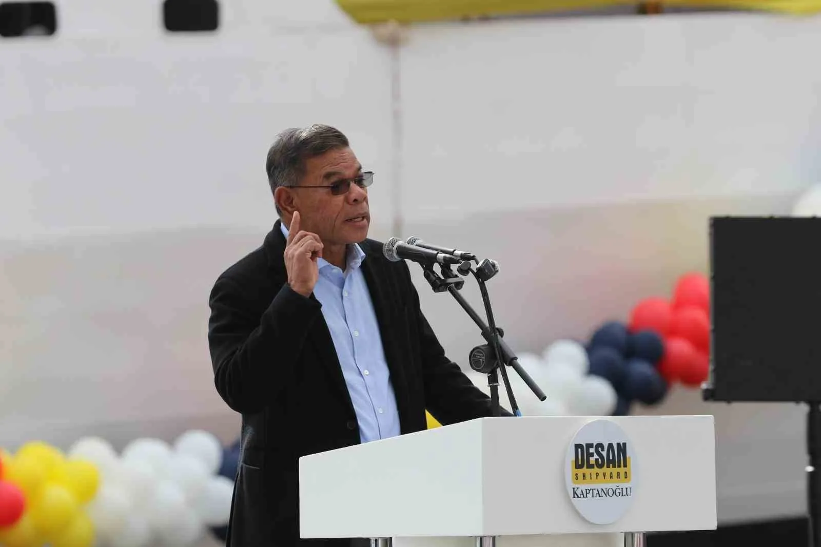MALEZYA İÇİŞLERİ BAKANI DATUK SERİ SAİFUDDİN NASUTİON BİN ISMAİL.