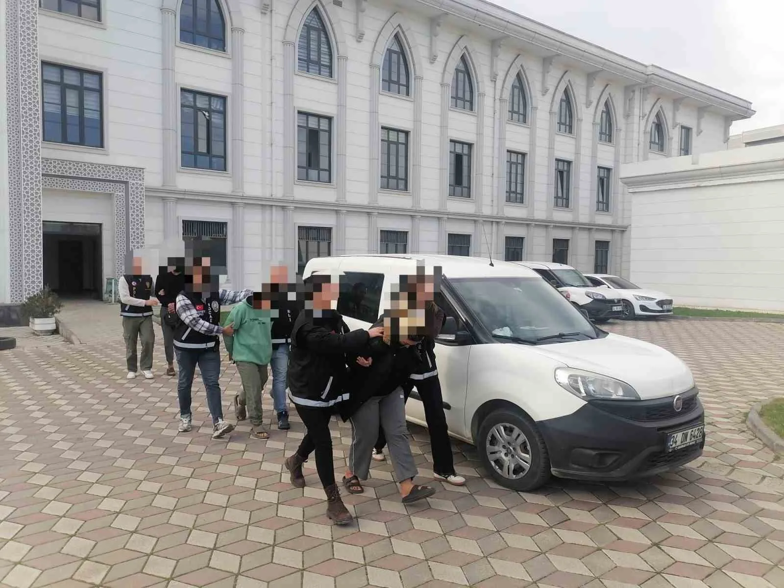 KOCAELİ'DE ÇAMAŞIRHANEDE ÇALIŞANLAR ARASINDA ÇIKAN KAVGADA 1 KİŞİNİN HAYATINI KAYBETTİĞİ, BİR KİŞİNİN İSE YARALANDIĞI OLAYA İLİŞKİN 4 SANIK HAKKINDA MÜTALAA VERİLDİ.