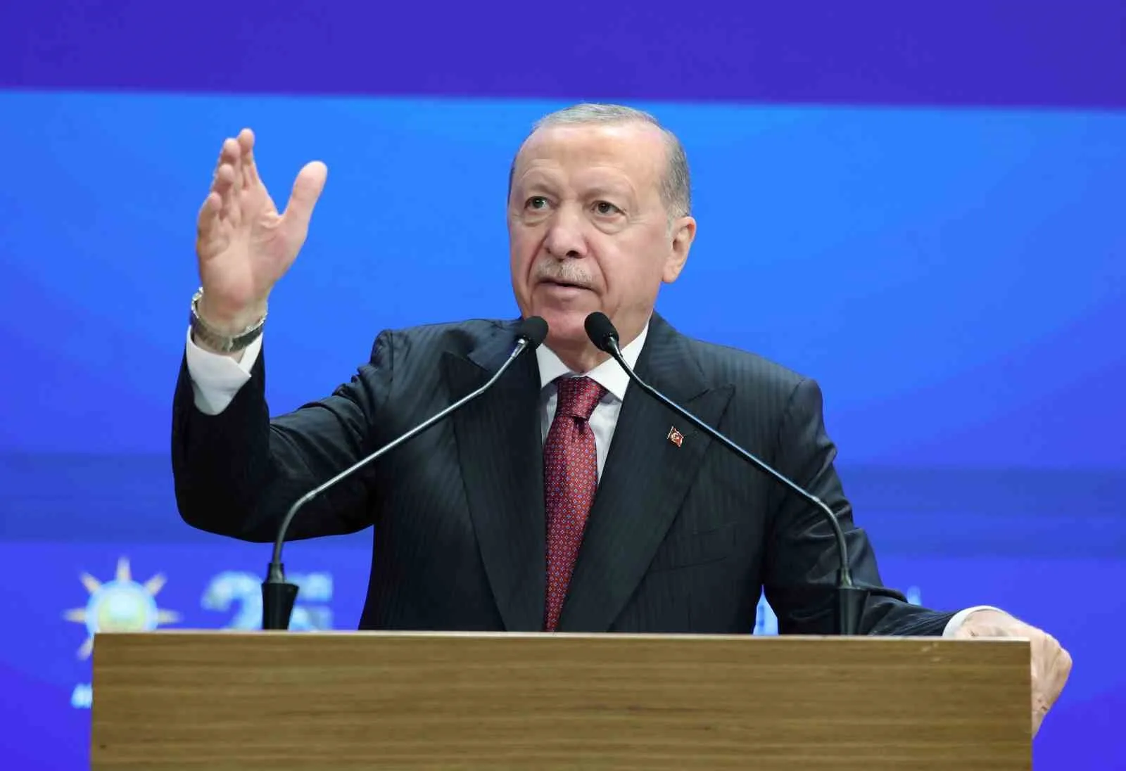 CUMHURBAŞKANI VE AK PARTİ GENEL BAŞKANI RECEP TAYYİP ERDOĞAN, 'AK PARTİ MİLLETVEKİLLERİ İLE YASAMA YILI AÇILIŞ TOPLANTISI'NDA KONUŞTU