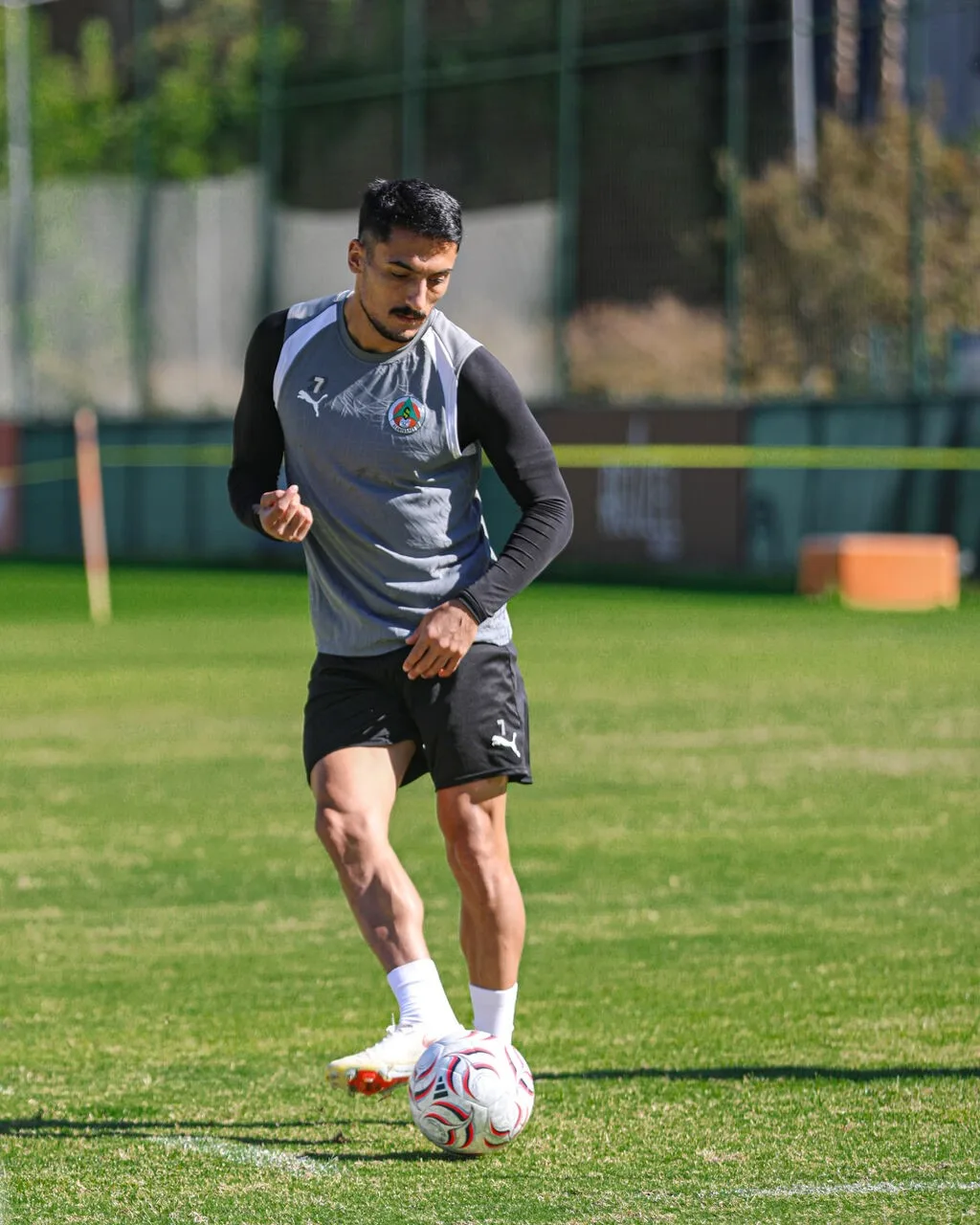CORENDON ALANYASPOR, TRENDYOL SÜPER LİG’İN 9. HAFTASINDA SAHASINDA OYNAYACAĞI KOCAELİSPOR KARŞILAŞMASININ HAZIRLIKLARINA BAŞLADI.